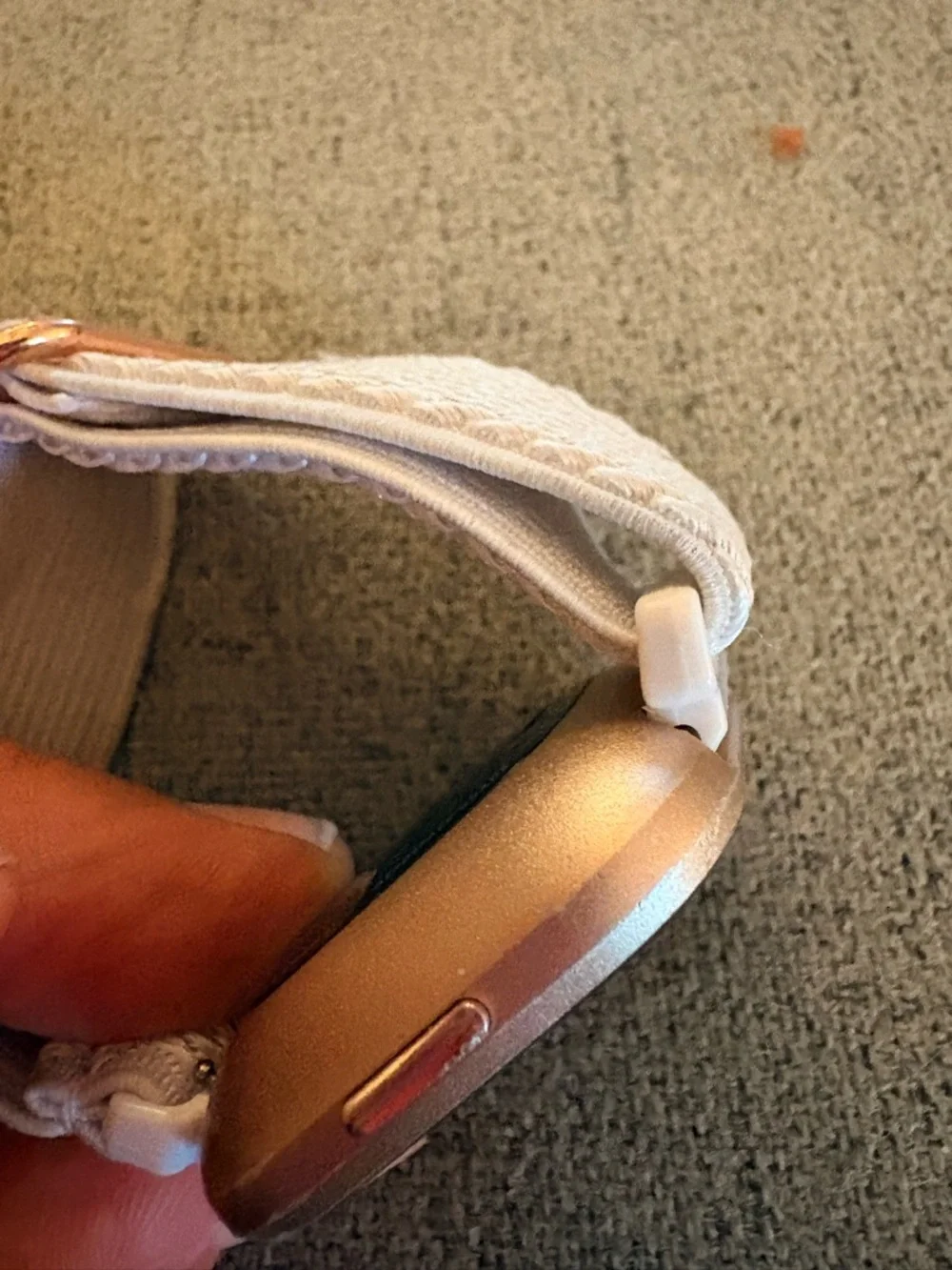 fitbit verse 2 with ten bands  and charger !